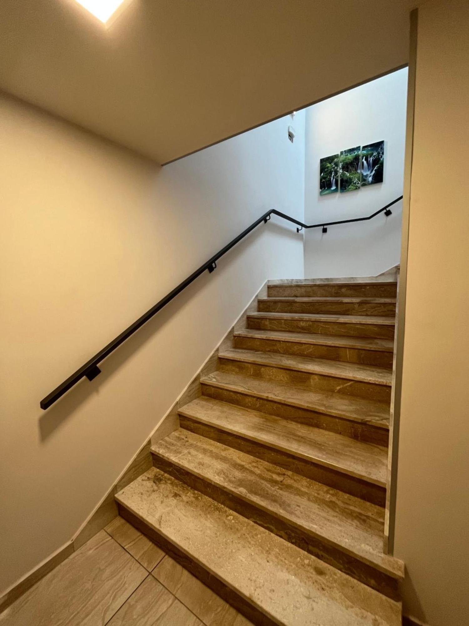 Luxury Alexandar Aparthotel