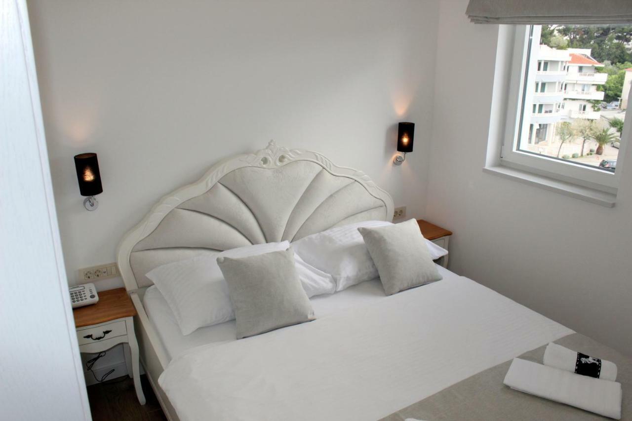 Luxury Alexandar Aparthotel